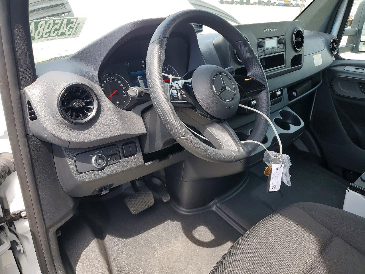 2025 Mercedes-Benz Sprinter 3500
