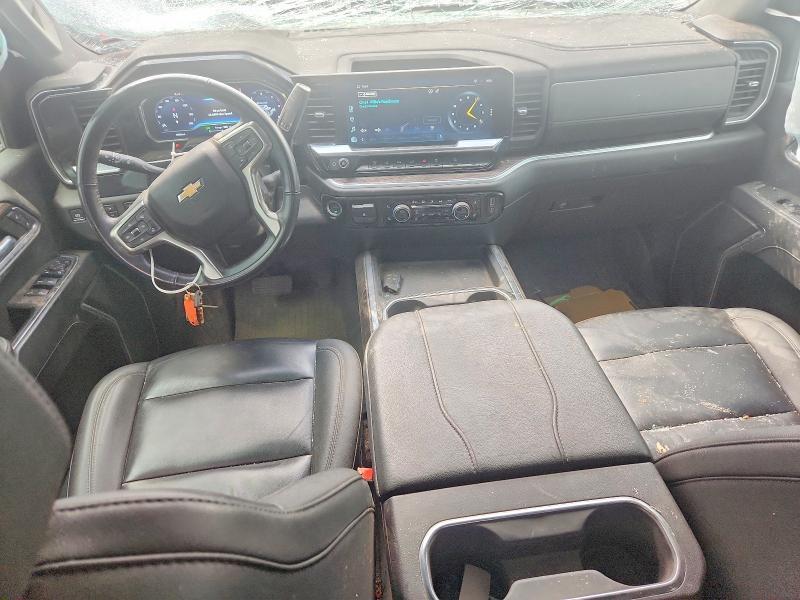 2024 Chevrolet Silverado K3500 LT