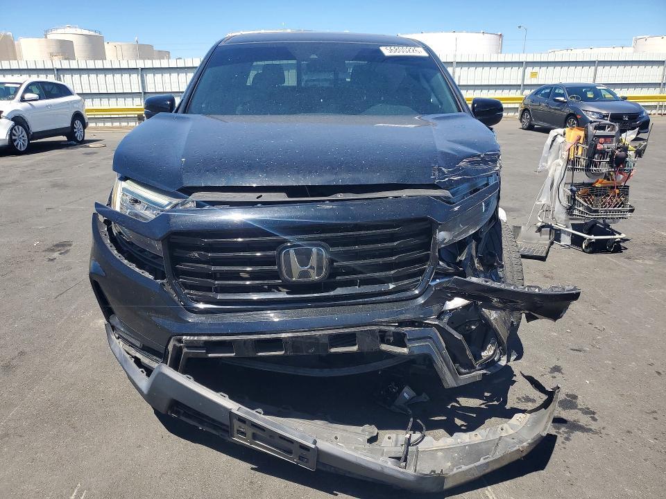 2022 Honda Ridgeline Black Edition