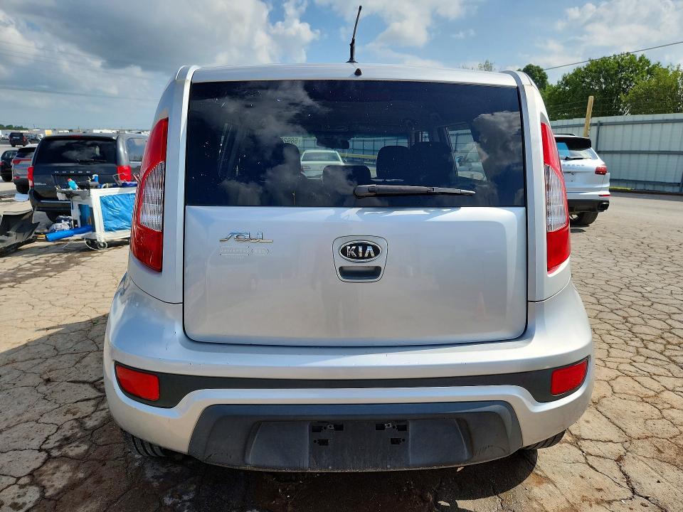 2012 KIA Soul +