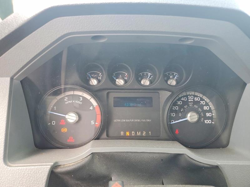 2017 Ford F750 Super Duty BOX Truck