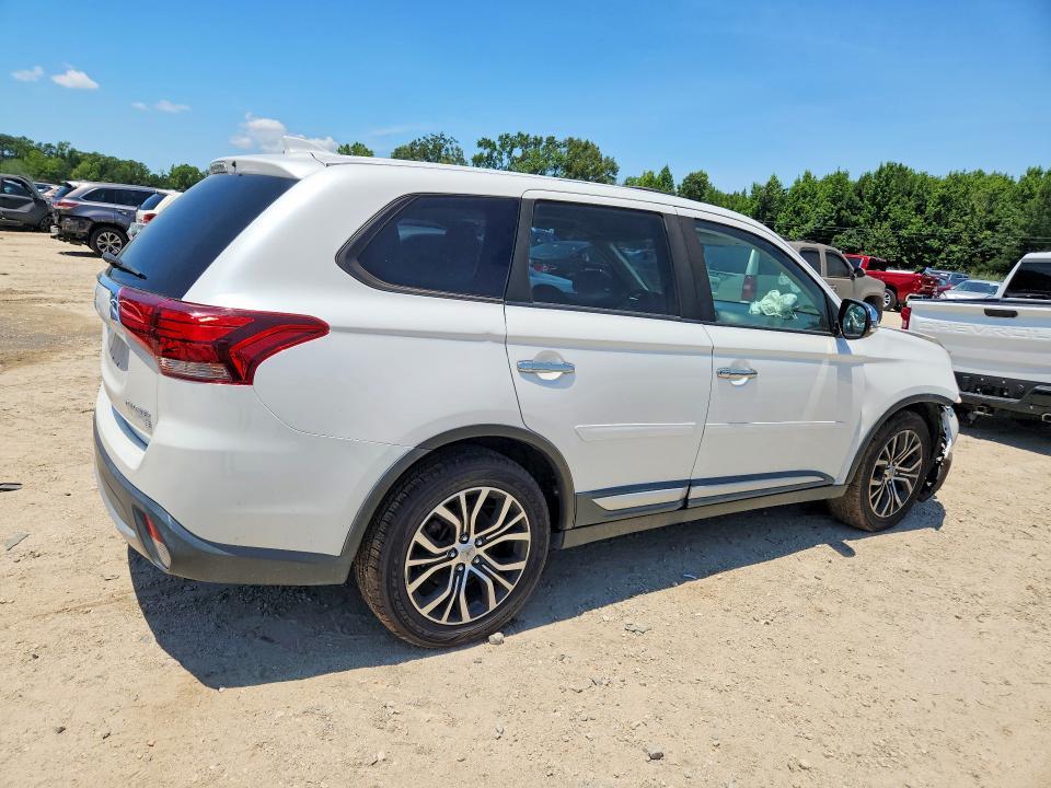 2018 Mitsubishi Outlander se