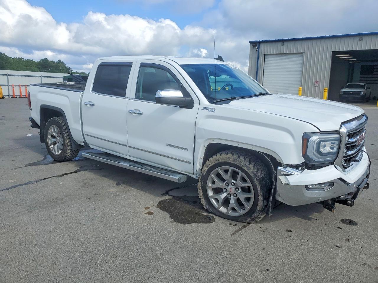 2018 GMC Sierra K1500 SLT