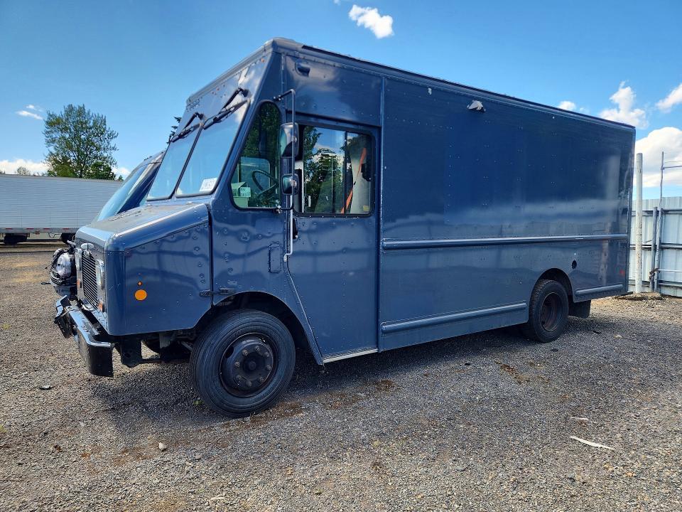 2020 Freightliner Chassis M Line WALK-IN Van
