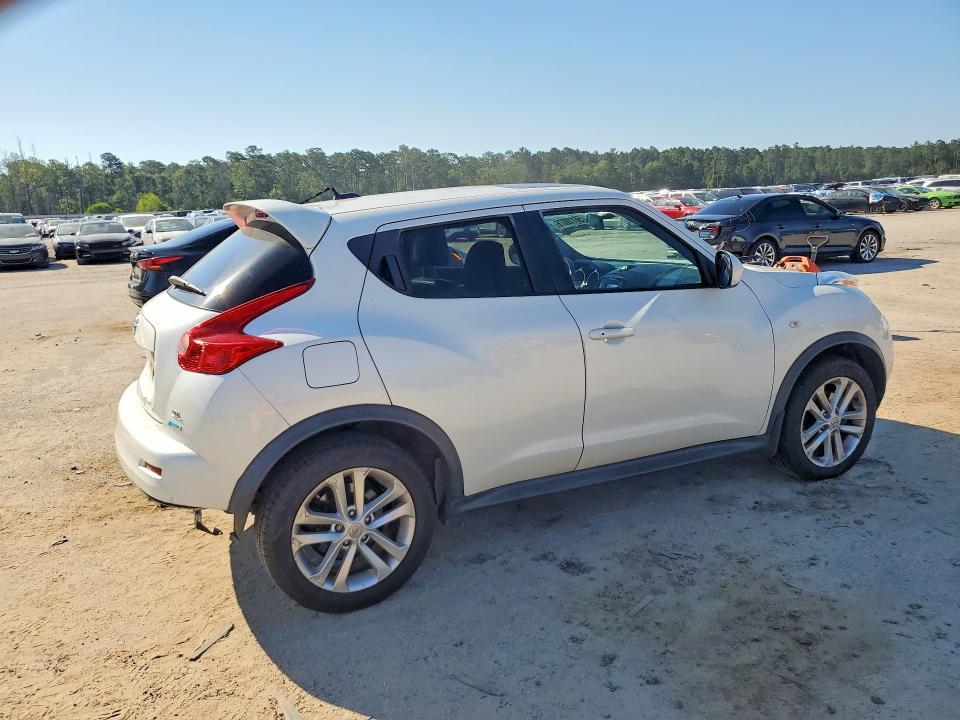 2013 Nissan Juke s