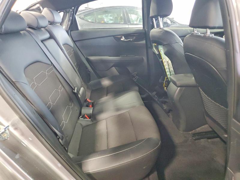 2023 KIA Forte gt Line