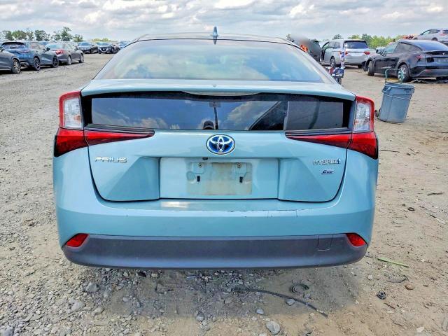 2019 Toyota Prius l eco
