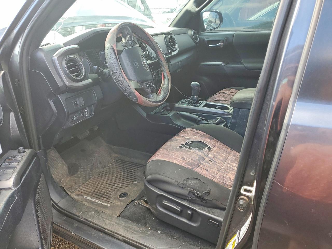 2020 Toyota Tacoma SR V6