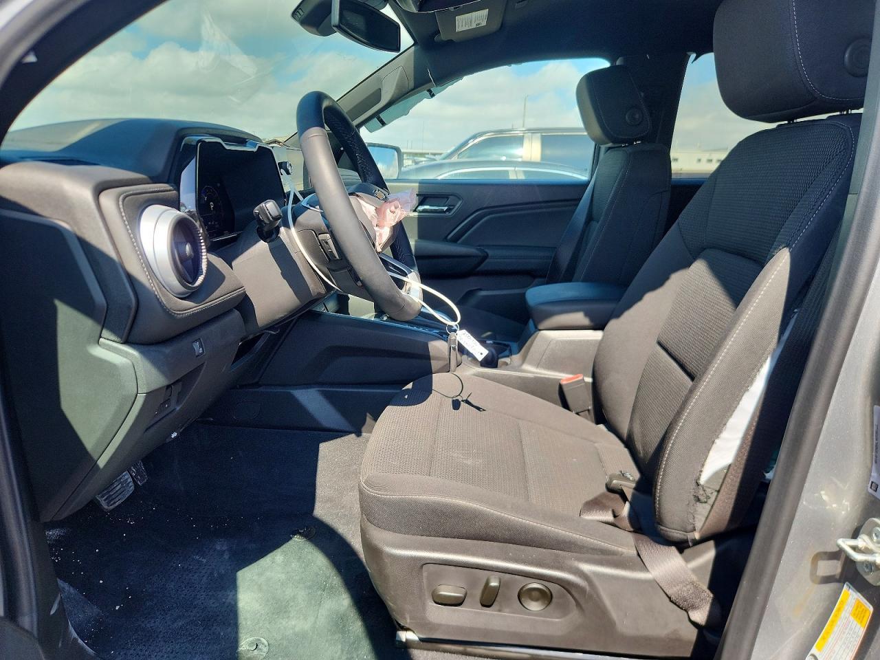2025 Chevrolet Colorado LT
