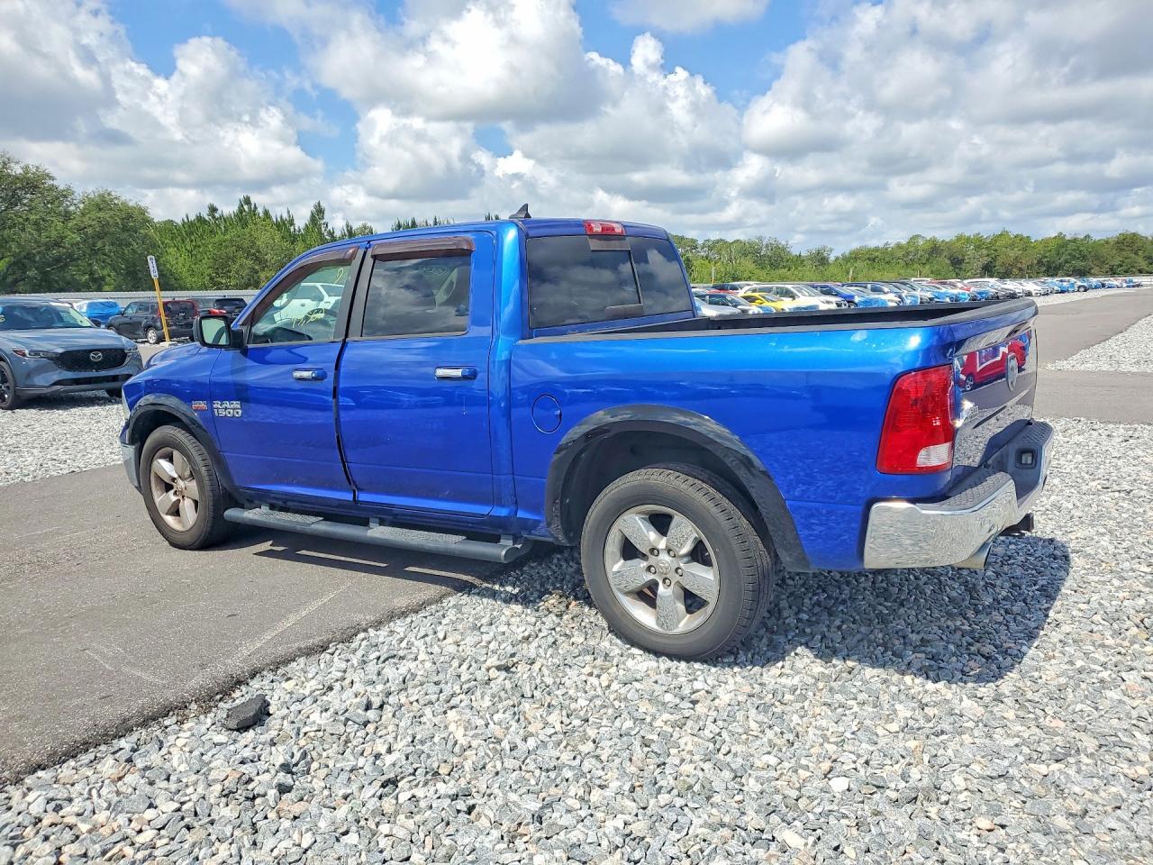 2016 Dodge RAM 1500 SLT