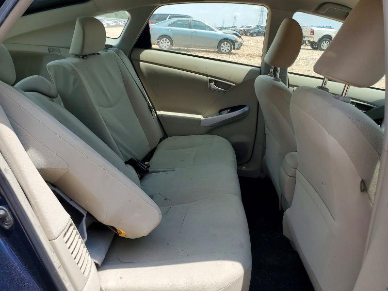 2015 Toyota Prius two