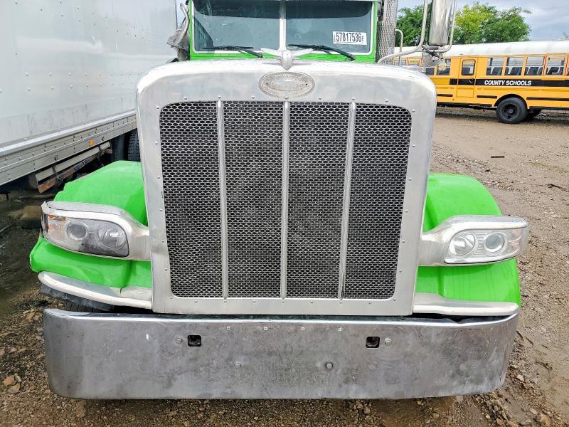 2019 Peterbilt 389