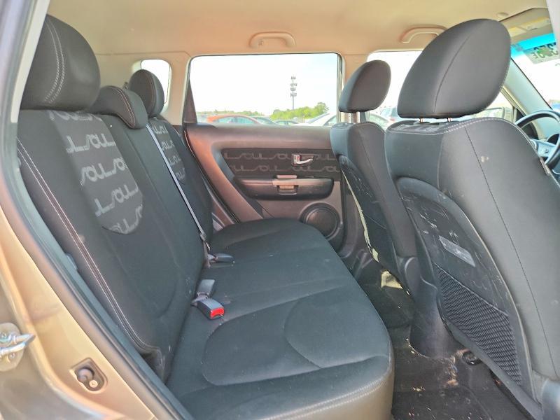 2013 KIA Soul +