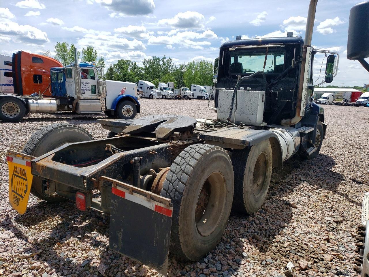 2013 Mack 600 CXU600