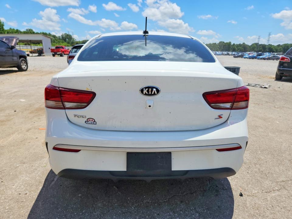 2021 KIA Rio s