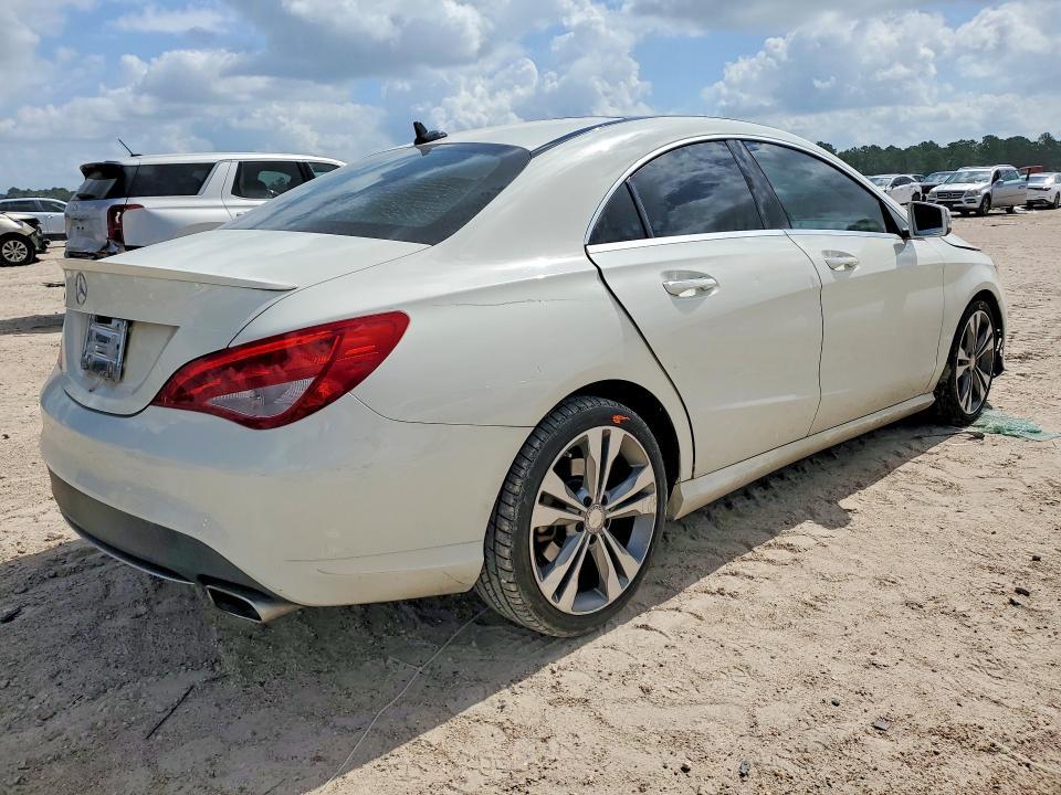 2015 Mercedes-Benz Cla 250