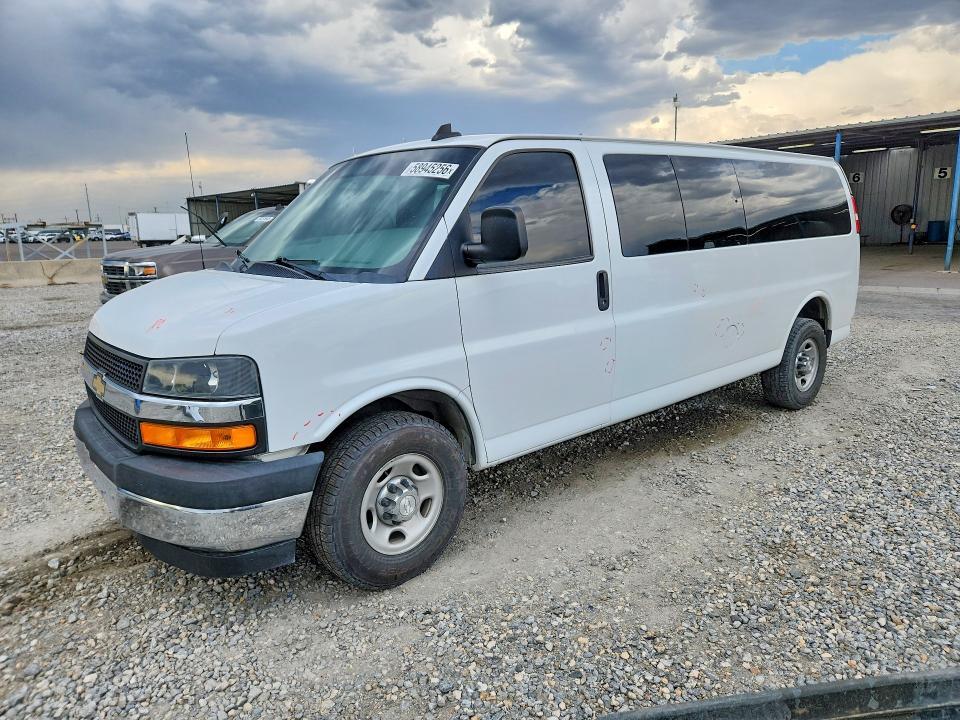 2018 Chevrolet Express G3500 LT