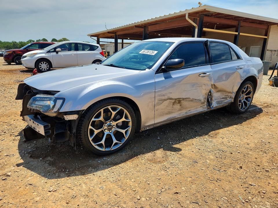2018 Chrysler 300 Touring