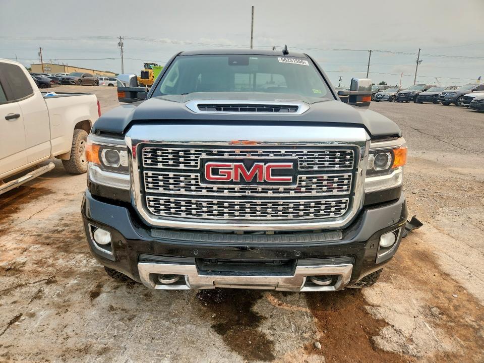 2018 GMC C3500
