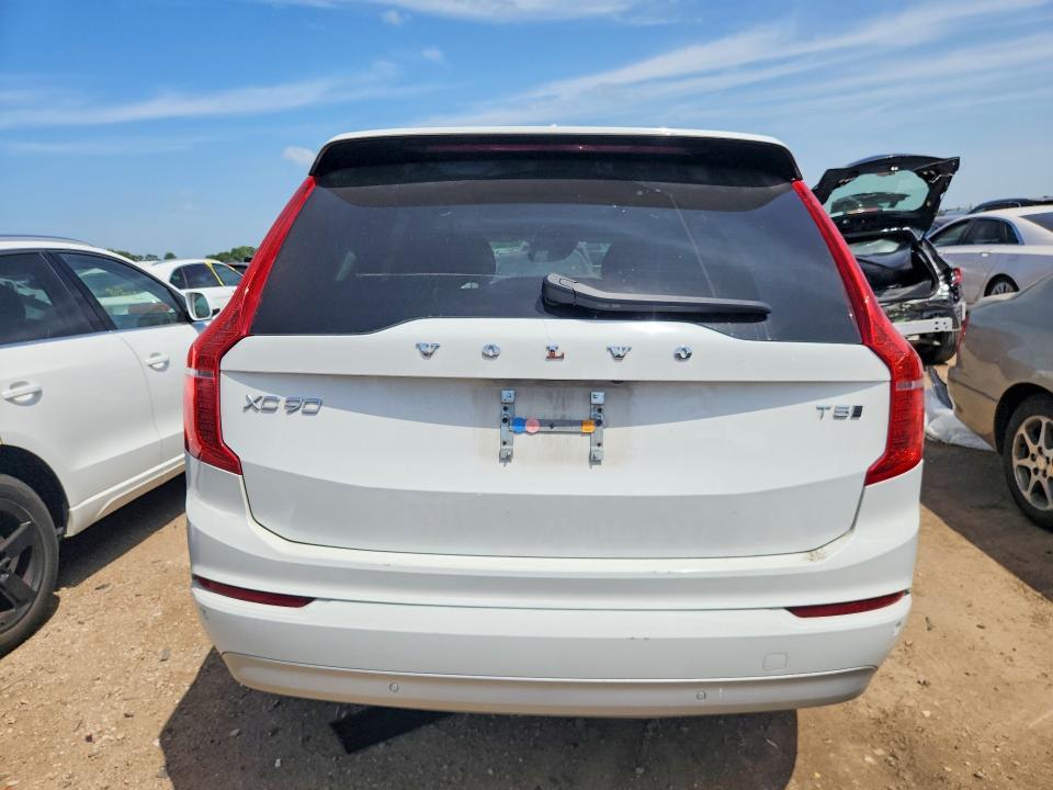 2022 Volvo Xc90 T5 Momentum
