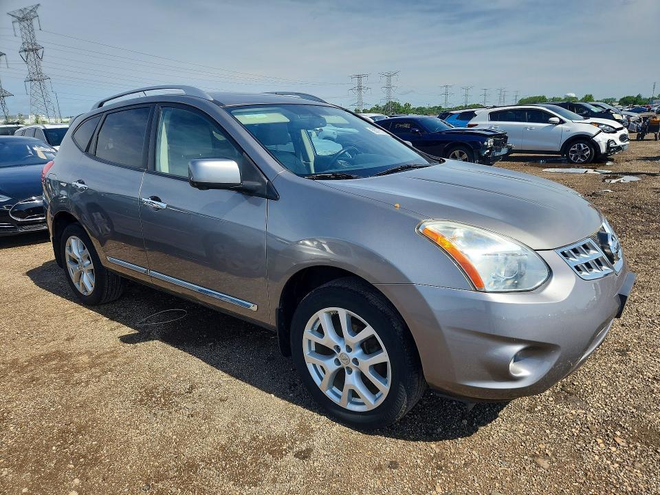 2012 Nissan Rogue s
