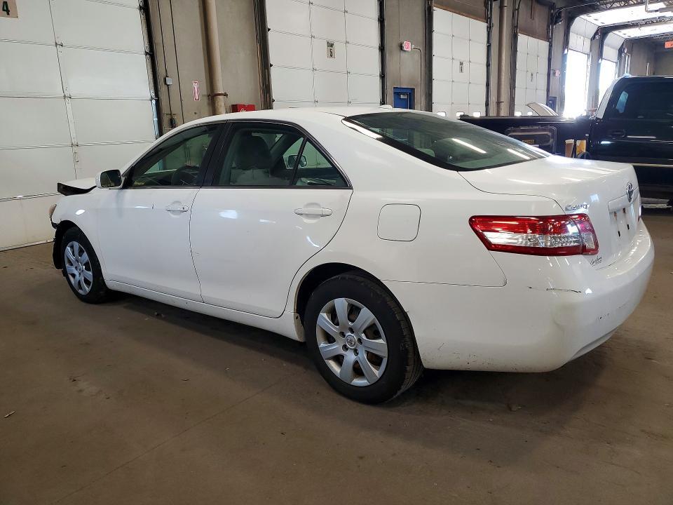 2011 Toyota Camry le