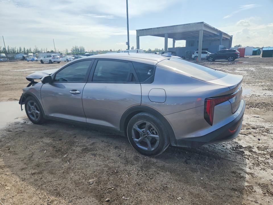 2025 KIA K4 lxs
