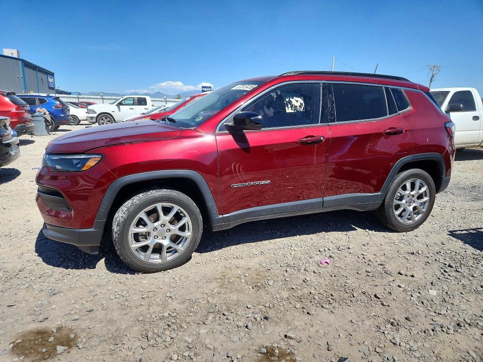 2022 Jeep Compass Latitude lux