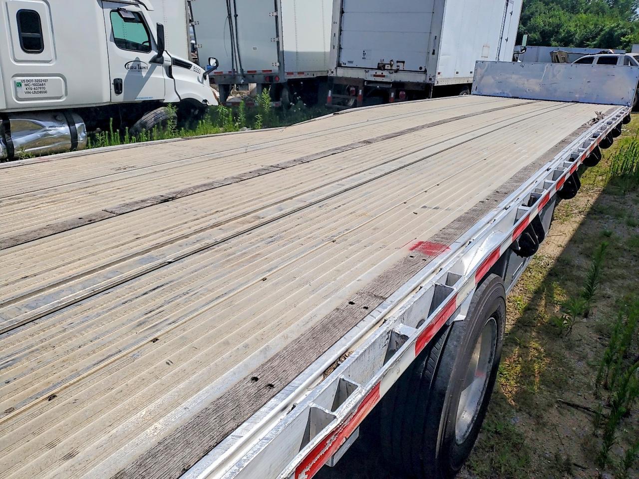 2016 Reitnouer Nouer Drop Deck Trailer