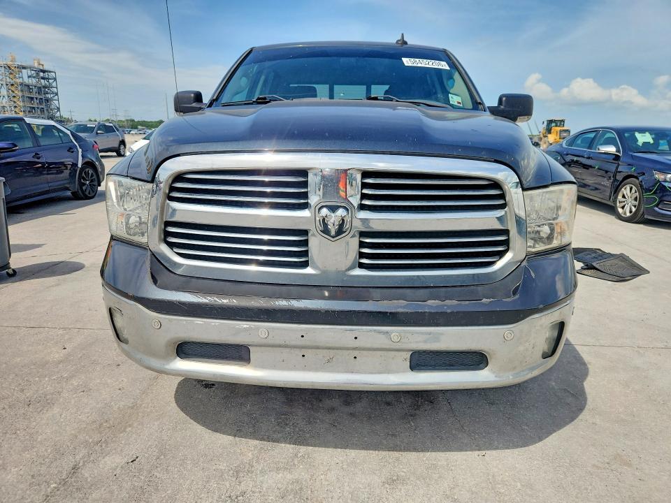 2018 Dodge RAM 1500 SLT