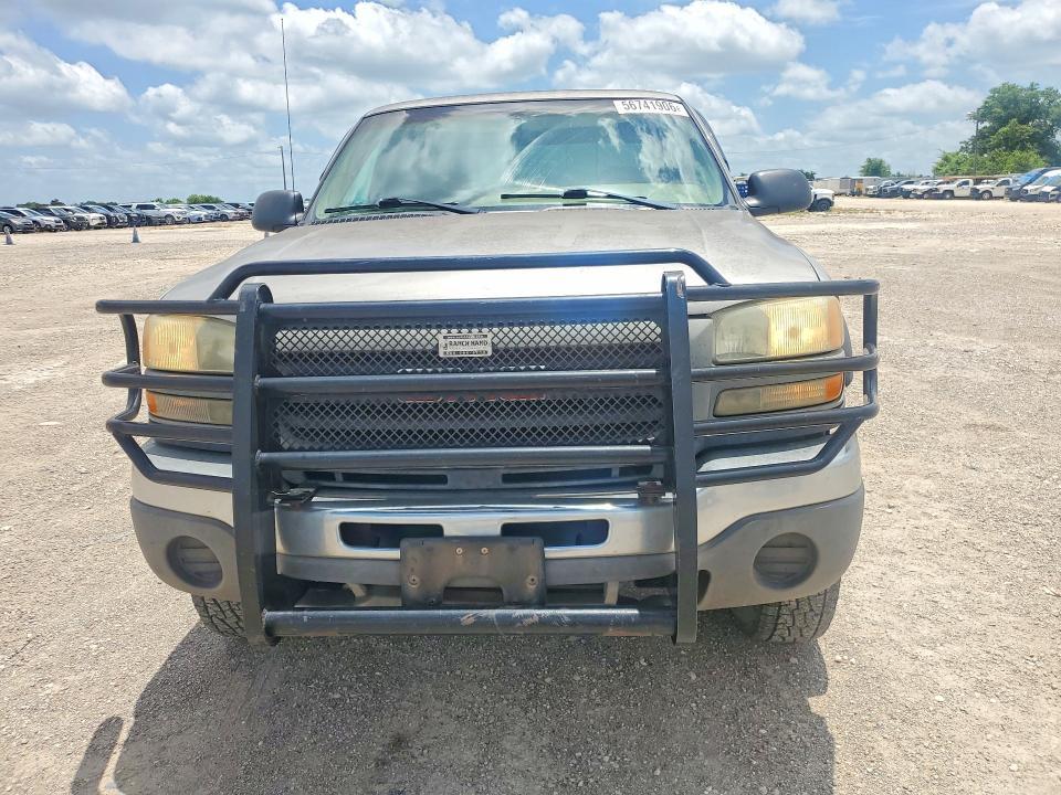 2003 GMC Sierra K2500 Heavy Duty