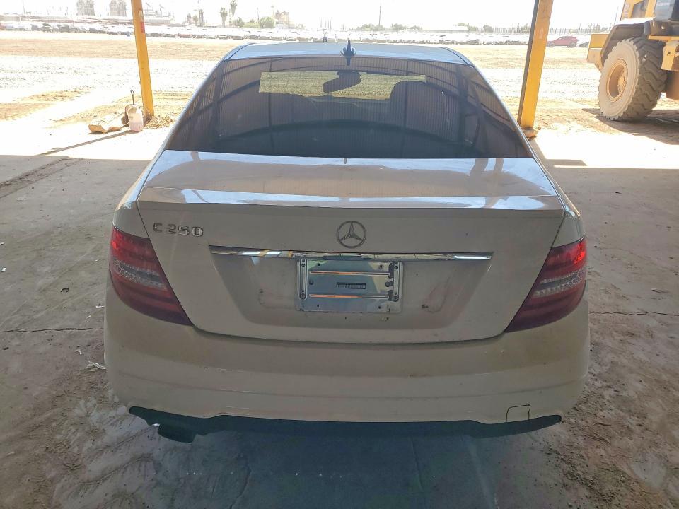 2014 Mercedes-Benz C 250