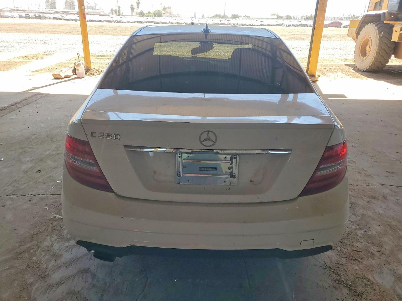 2014 Mercedes-Benz C 250