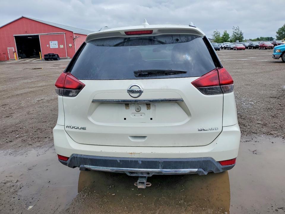 2018 Nissan Rogue s