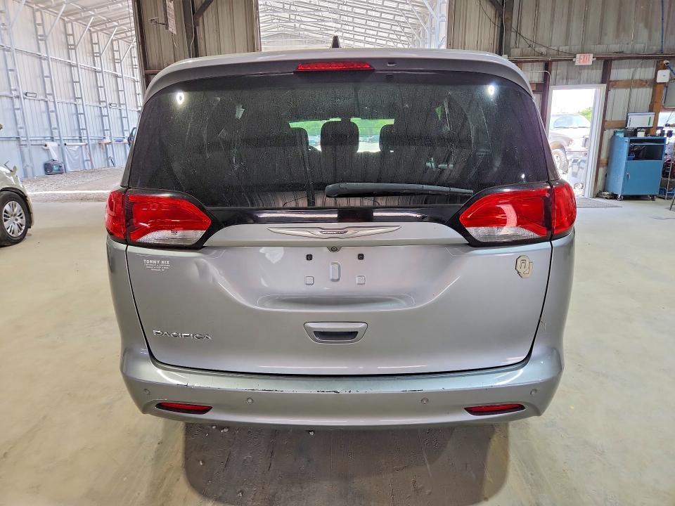 2018 Chrysler Pacifica l