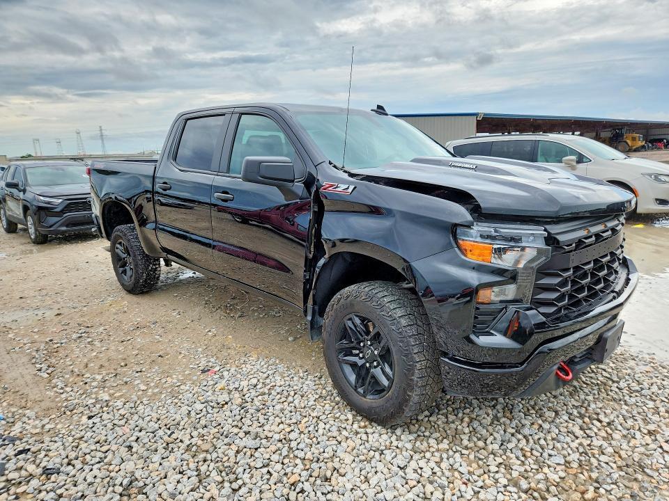 2025 Chevrolet Silverado K1500 Trail Boss Custom