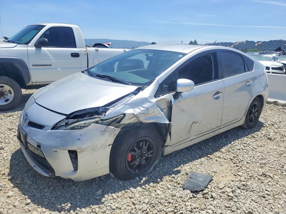 2015 Toyota Prius two