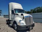 2017 Kenworth T680 Semi Truck