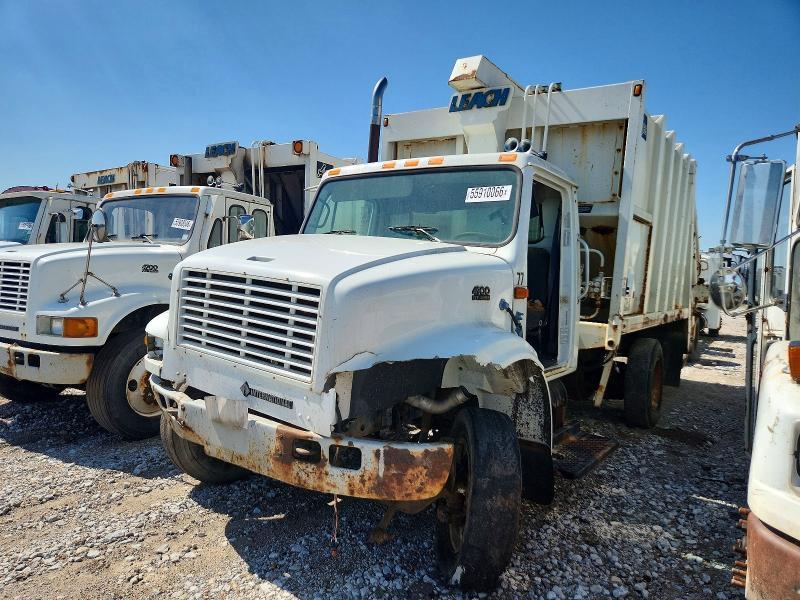 1999 International 4900 Refuse Truck