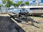 2005 Crest-Maurell Products Pontoon