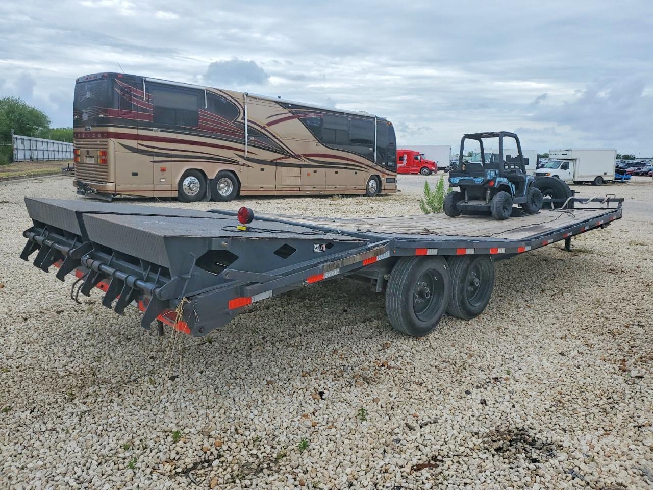 2023 Lamar Equipment Trailer