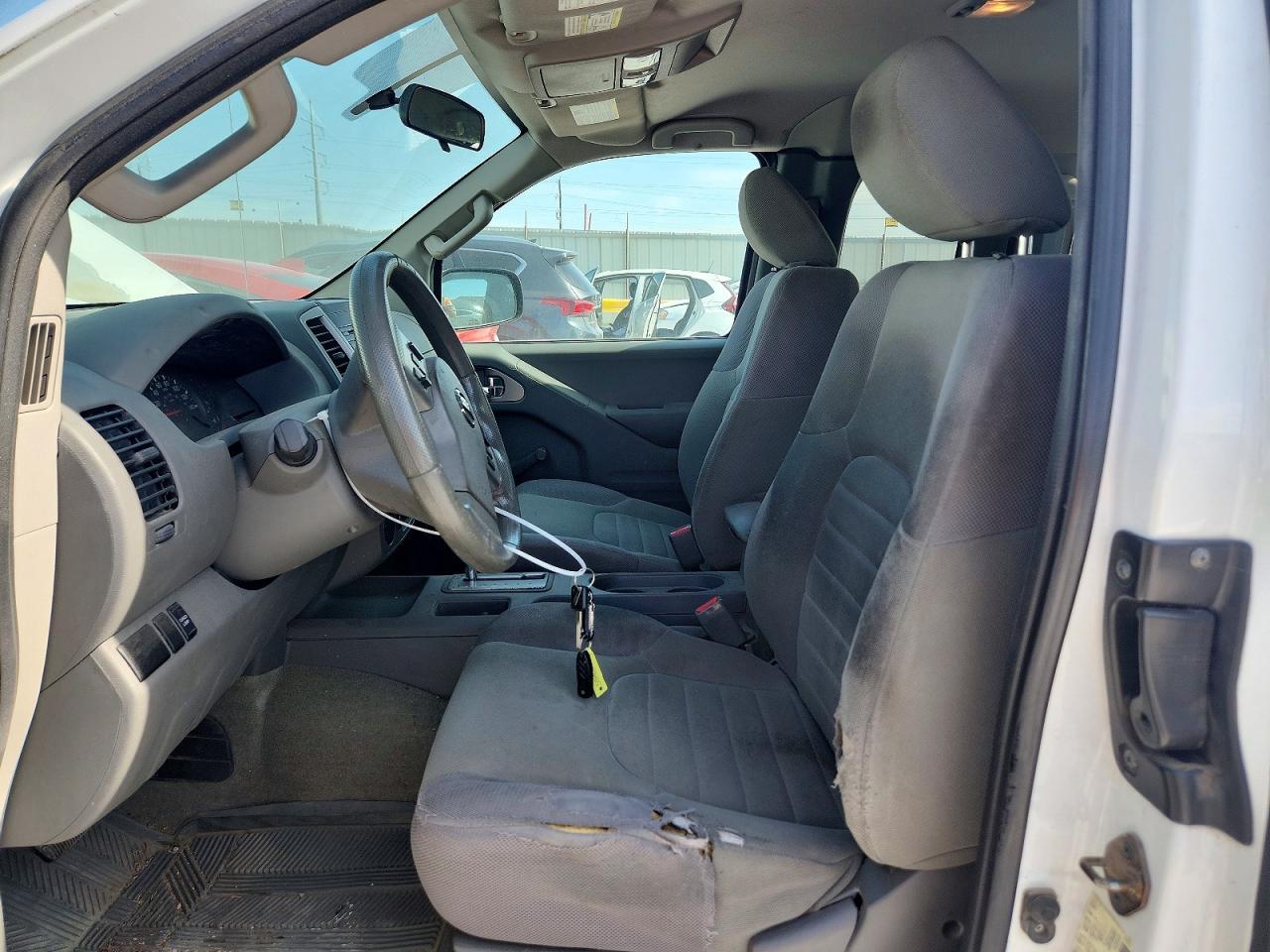 2015 Nissan Frontier S