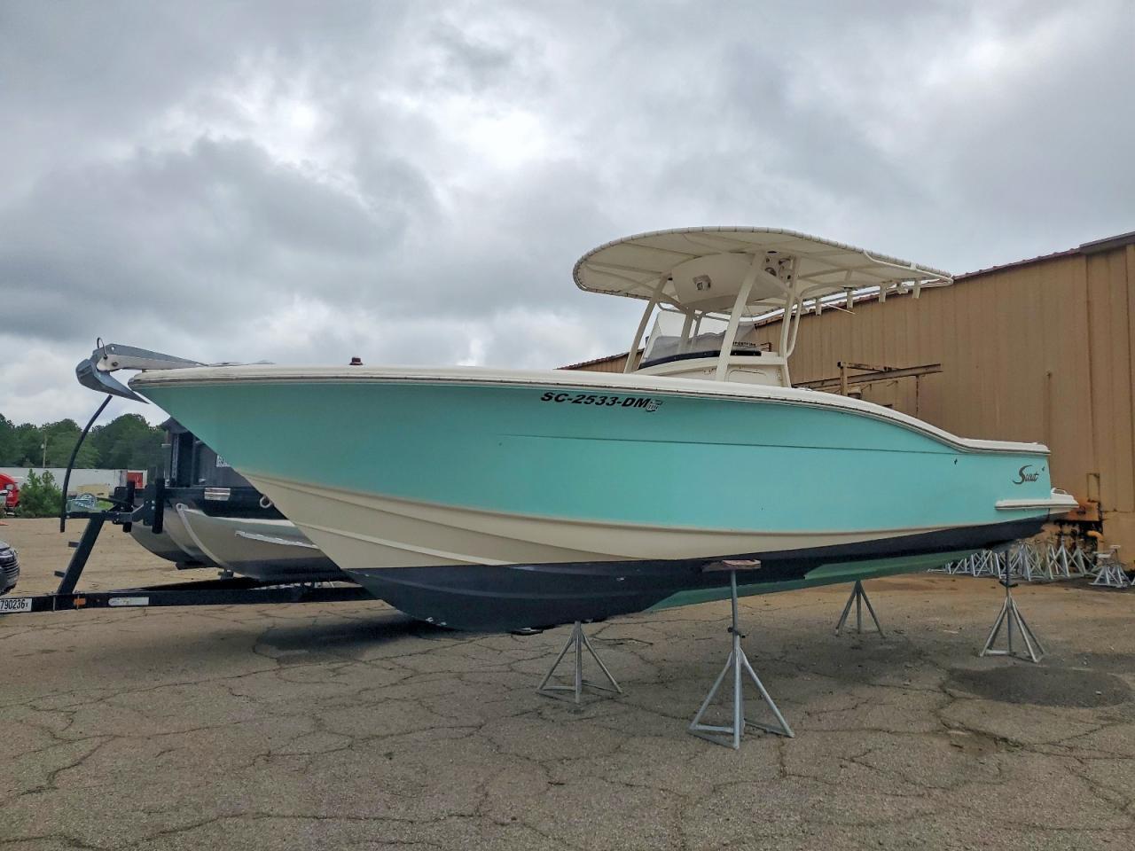 2006 Scout Boat