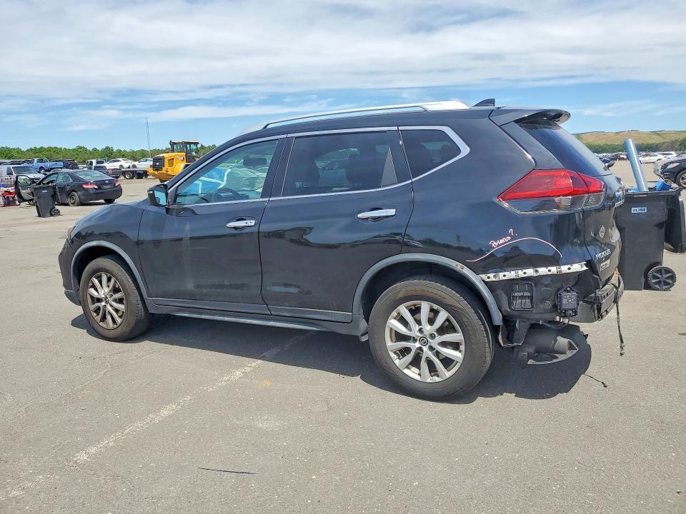 2018 Nissan Rogue sv