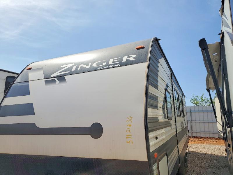 2022 Crossroads 2022 Crossroads Zinger Camper