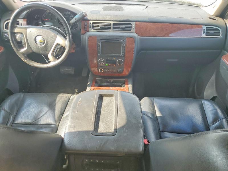 2011 Chevrolet Suburban K1500 ltz