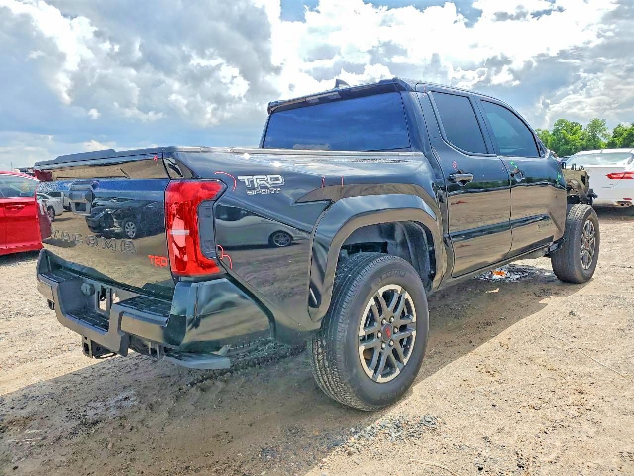 2025 Toyota Tacoma TRD Sport