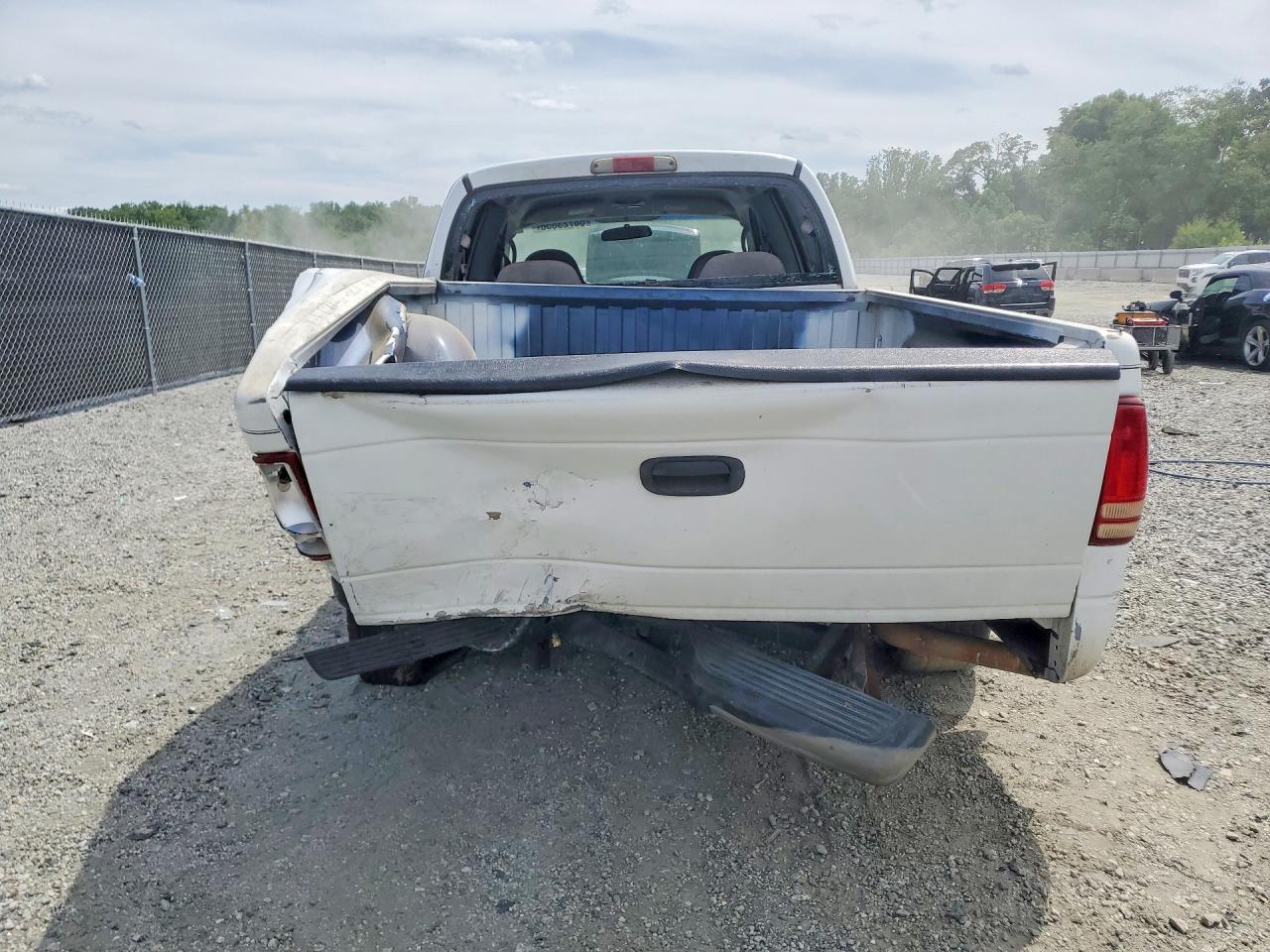 2004 Dodge Dakota Quad Sport