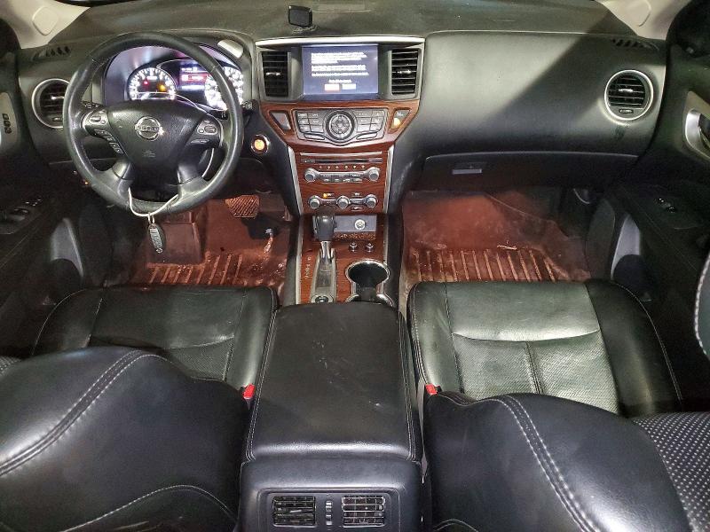 2017 Nissan Pathfinder Platinum