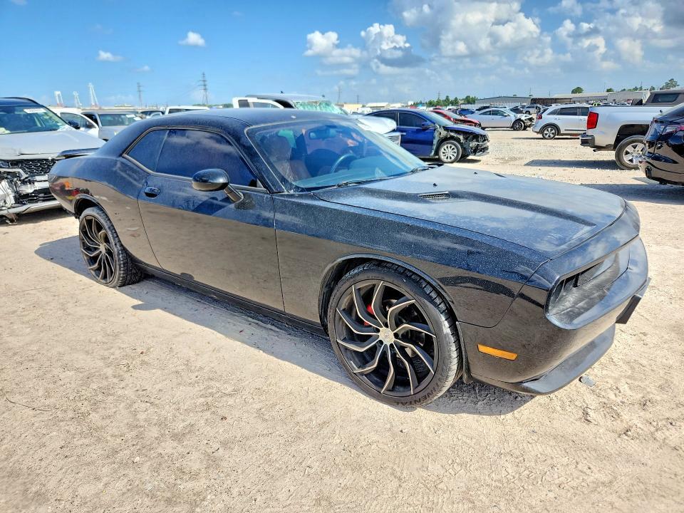 2013 Dodge Challenger sxt